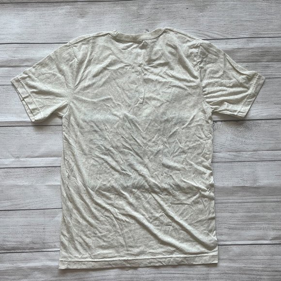 Michael Bublé Cream Heather Poly Blend T-Shirt Unisex Small NWOT - Picture 3 of 4